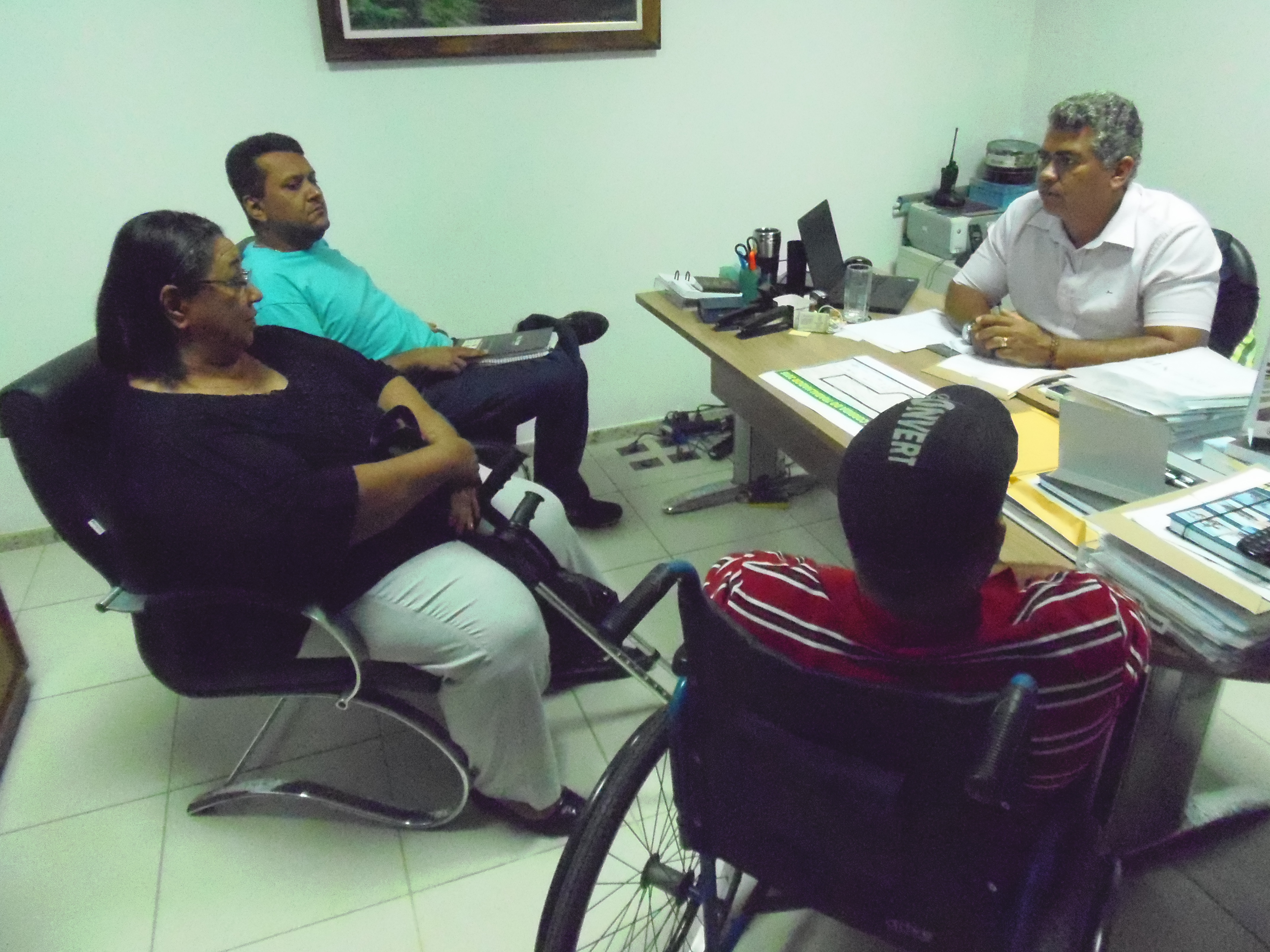 Superintendente recebe Associações de Idosos e Deficientes na sede da SMTT - SMTT Aracaju
